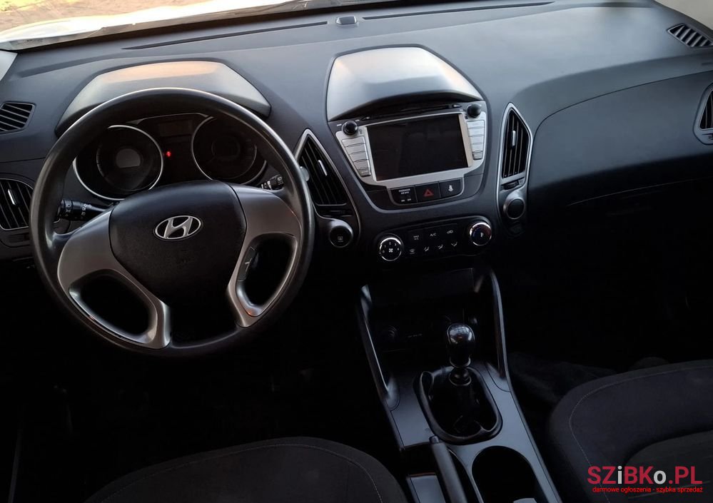 2013' Hyundai ix35 photo #6