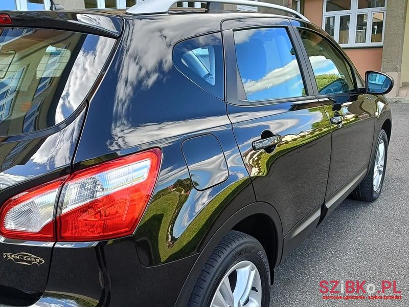 2011' Nissan Qashqai 2.0 Tekna photo #5
