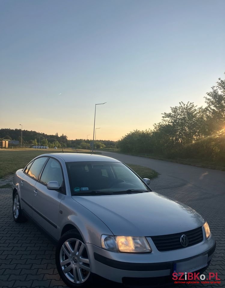 1999' Volkswagen Passat 1.8T photo #6