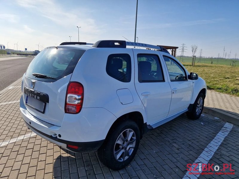 2014' Dacia Duster 1.6 Laureate photo #3