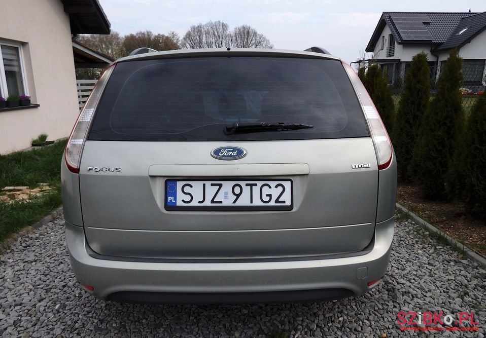 2008' Ford Focus Sport photo #4