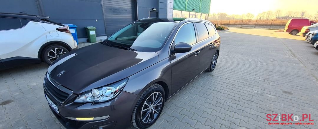 2014' Peugeot 308 photo #4