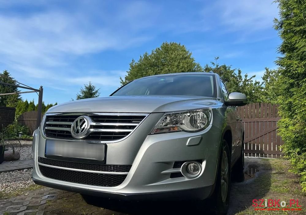 2008' Volkswagen Tiguan photo #3