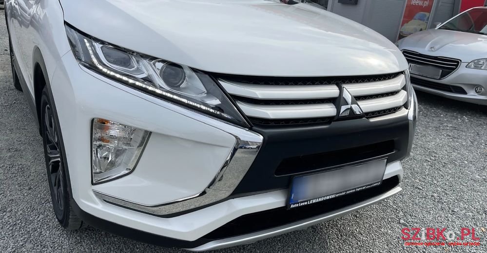 2019' Mitsubishi Eclipse Cross photo #2