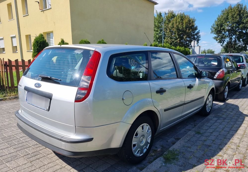 2006' Ford Focus 1.6 16V Silver Magic photo #4