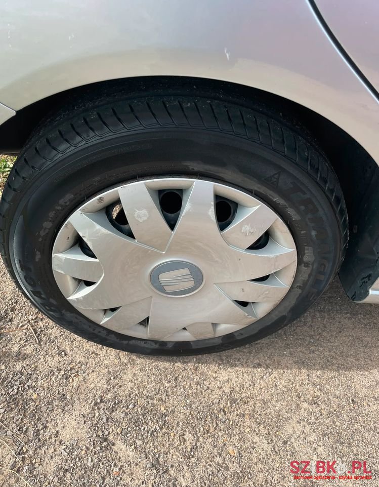 2008' SEAT Ibiza 1.4 16V Style photo #4