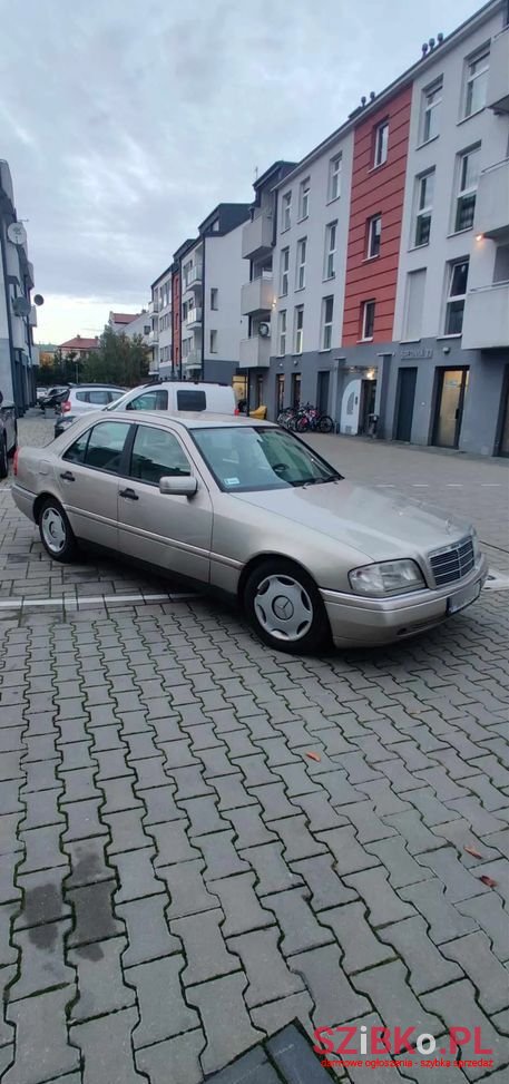 1995' Mercedes-Benz C-Class photo #3