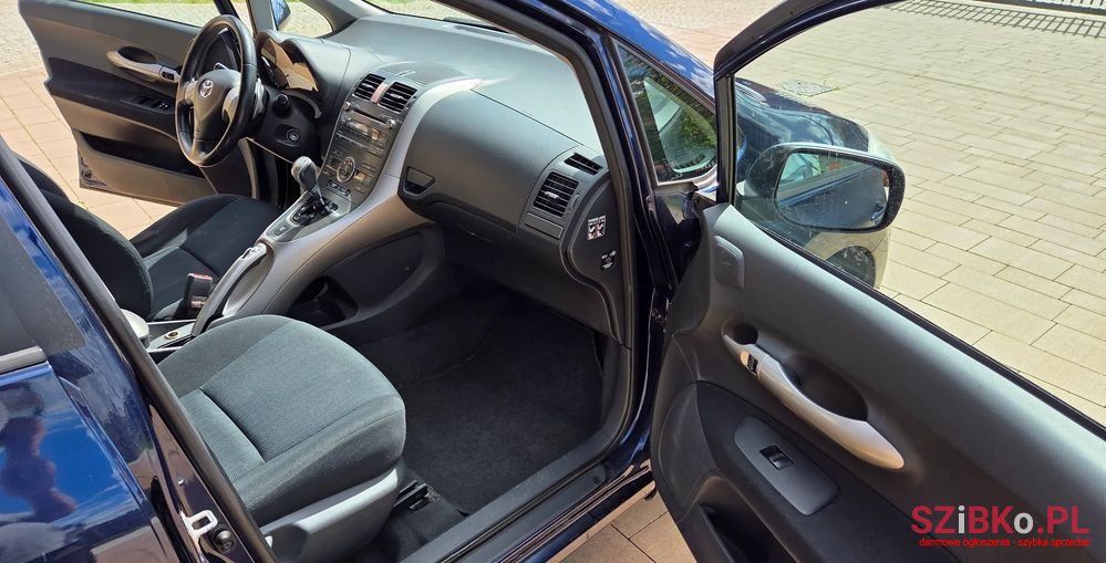 2008' Toyota Auris 1.4 D-4D Luna Mm photo #4