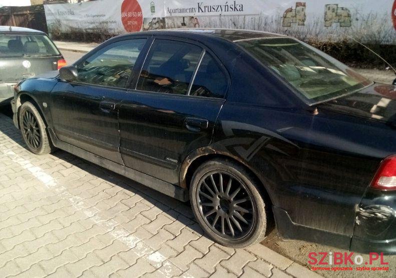 2001' Mitsubishi Galant photo #1