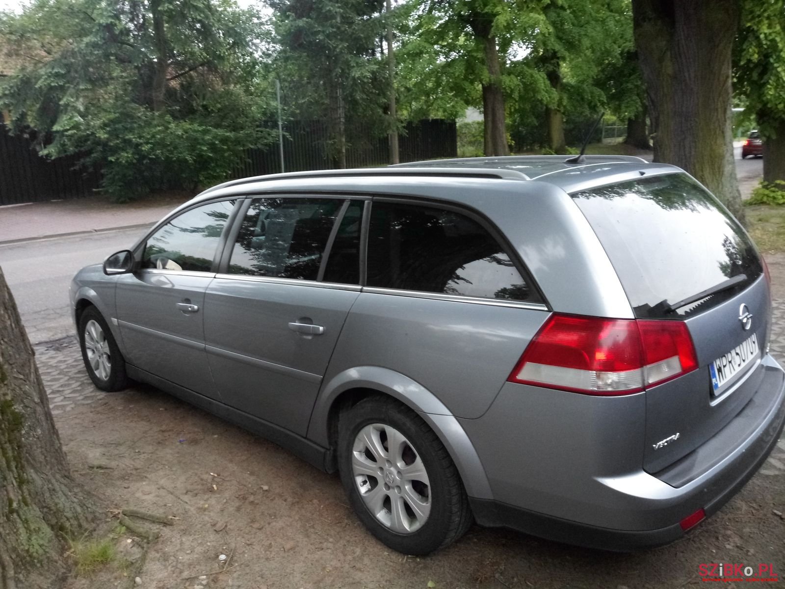 2008' Opel Vectra C photo #1
