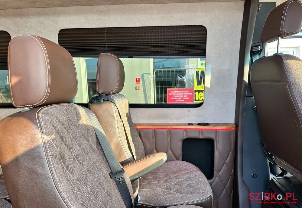 2020' Mercedes-Benz Sprinter photo #2