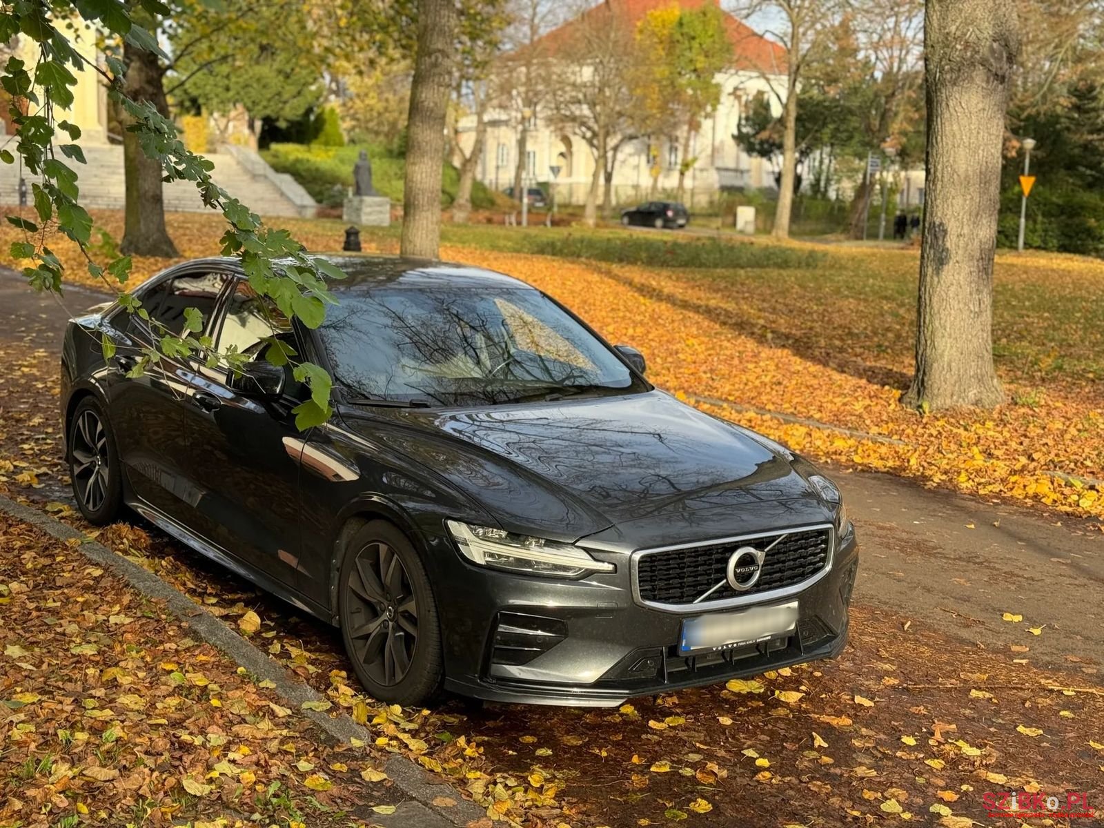 2019' Volvo S60 photo #2