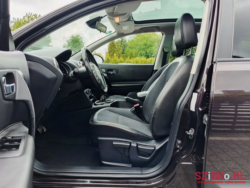 2013' Nissan Qashqai 2.0 Tekna photo #3