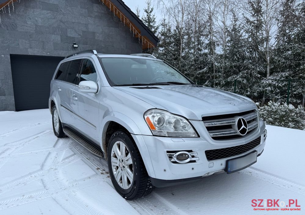2008' Mercedes-Benz GL 500 photo #1