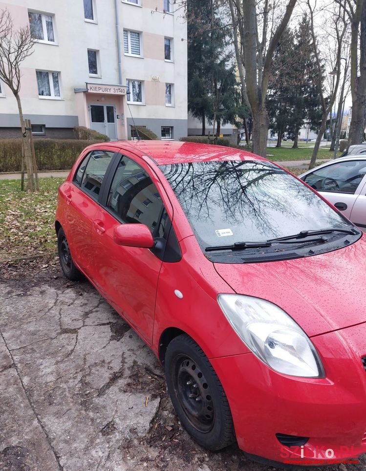 2007' Toyota Yaris photo #1