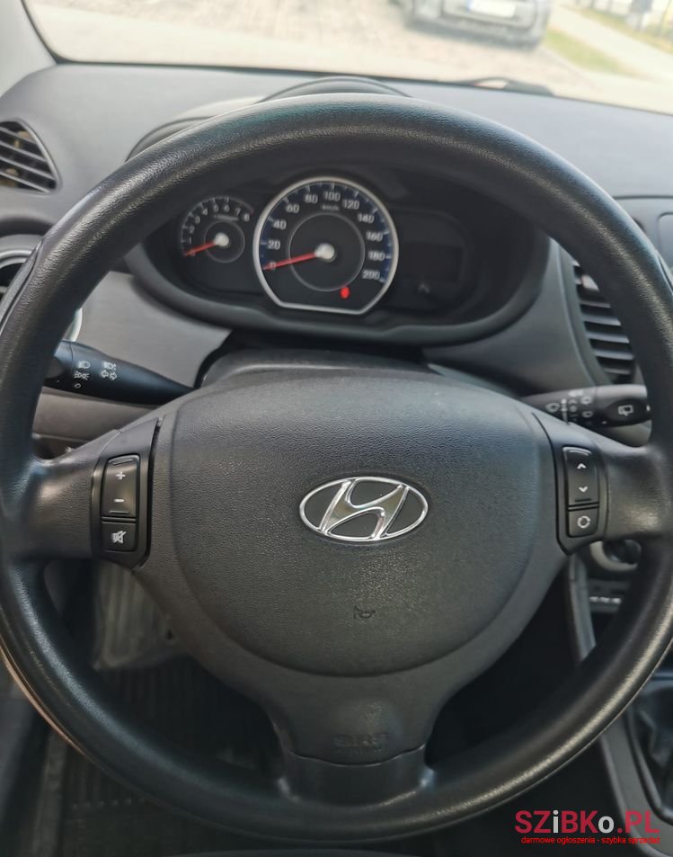 2013' Hyundai i10 1.2 Comfort photo #5