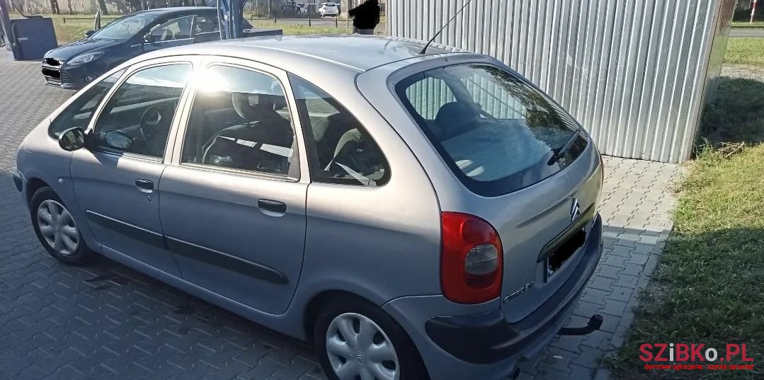 2000' Citroen Xsara Picasso photo #3