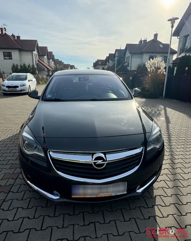 2016' Opel Insignia 2.0 Cdti Executive photo #4