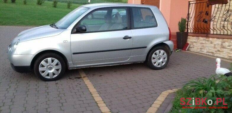 2002' Volkswagen Lupo photo #1
