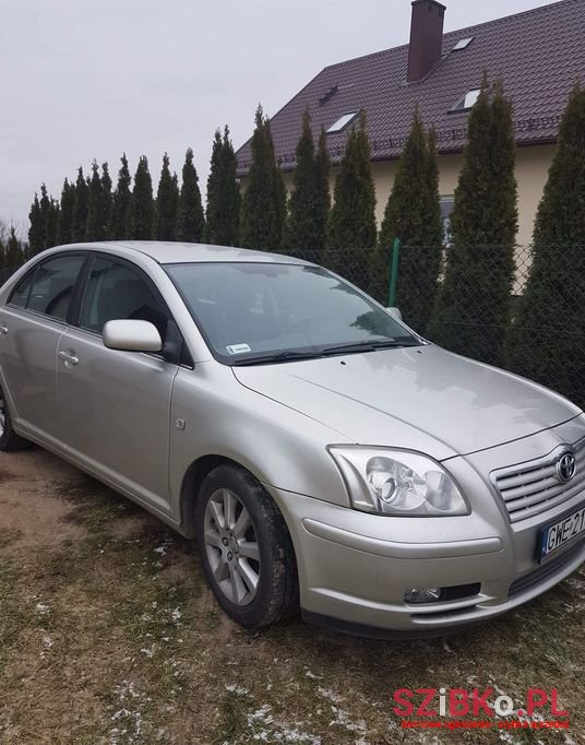 2005' Toyota Avensis photo #1