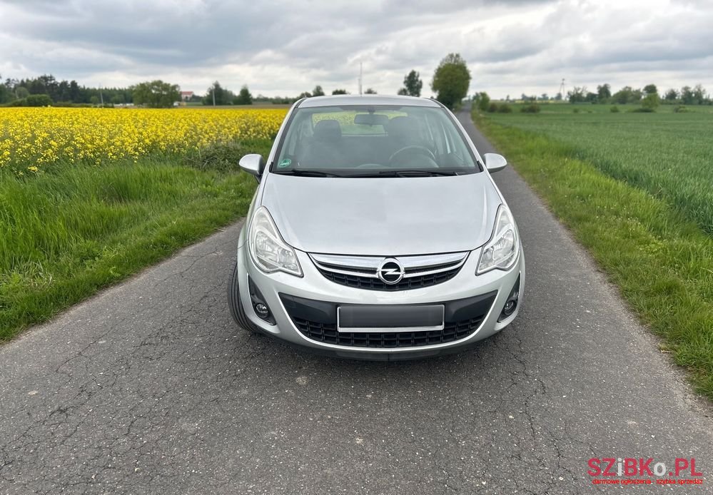2011' Opel Corsa 1.2 16V Cosmo photo #4