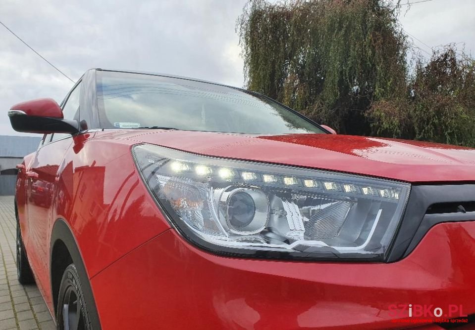 2016' SsangYong Tivoli photo #6