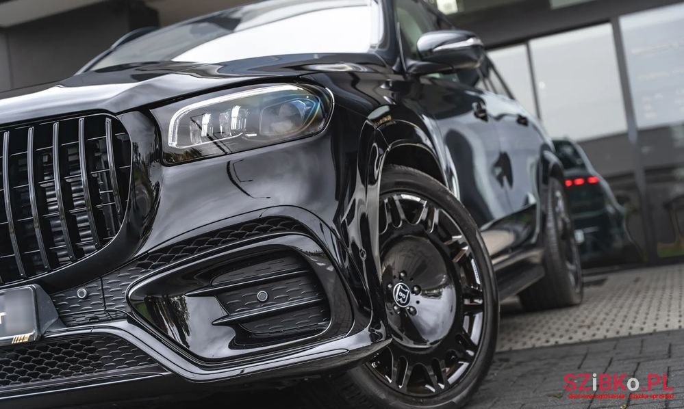 2023' Mercedes-Benz GLS photo #2