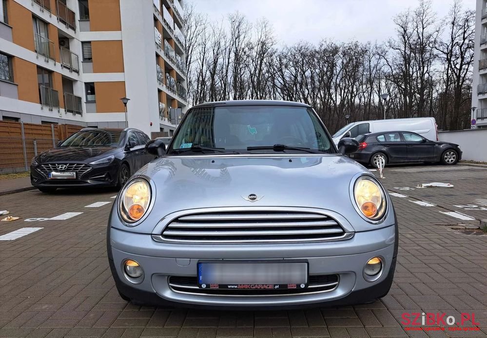 2006' MINI Cooper Standard photo #1