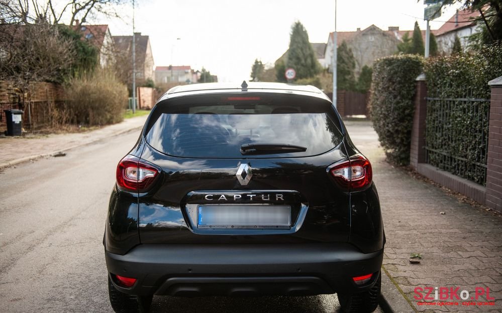 2019' Renault Captur photo #5