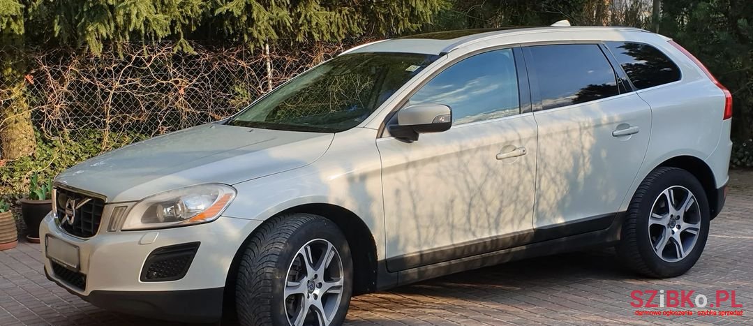 2011' Volvo Xc 60 photo #1