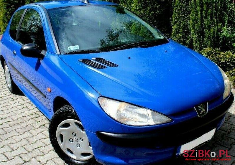 2000' Peugeot 206 photo #1