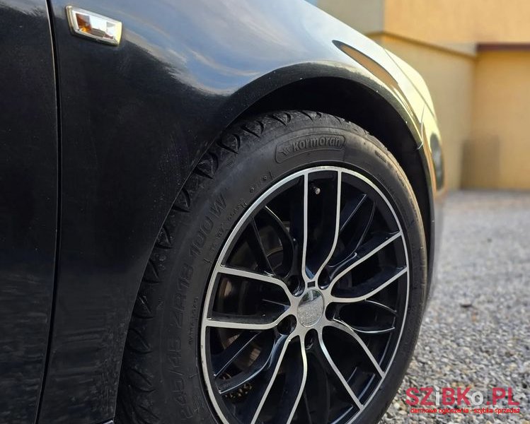 2011' Opel Insignia photo #5