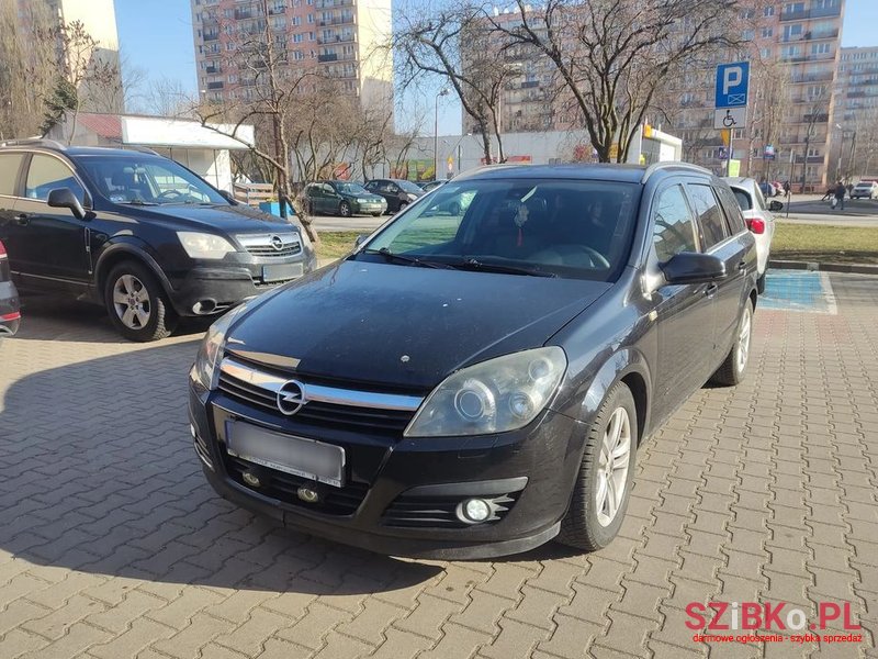 2006' Opel Astra Iii 1.9 Cdti Sport photo #3