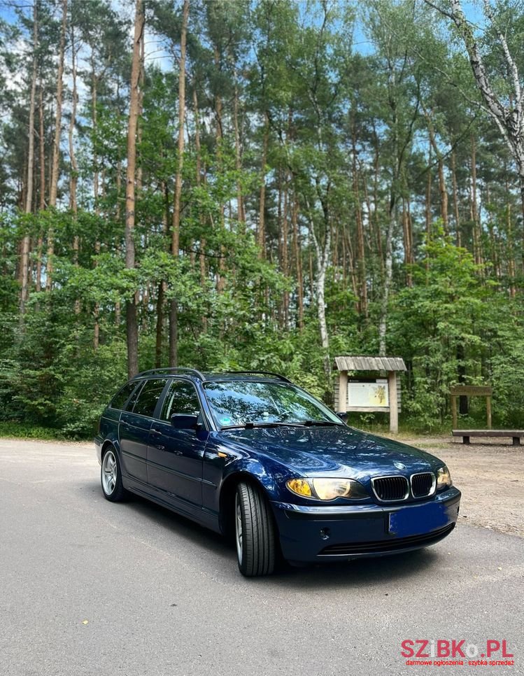 2003' BMW 3 Series 318I Touring photo #3