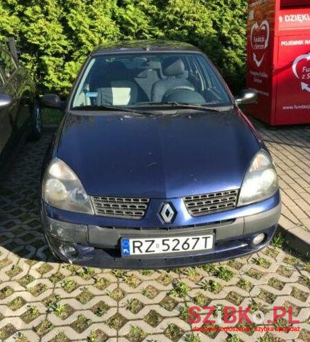 2002' Renault Thalia photo #1