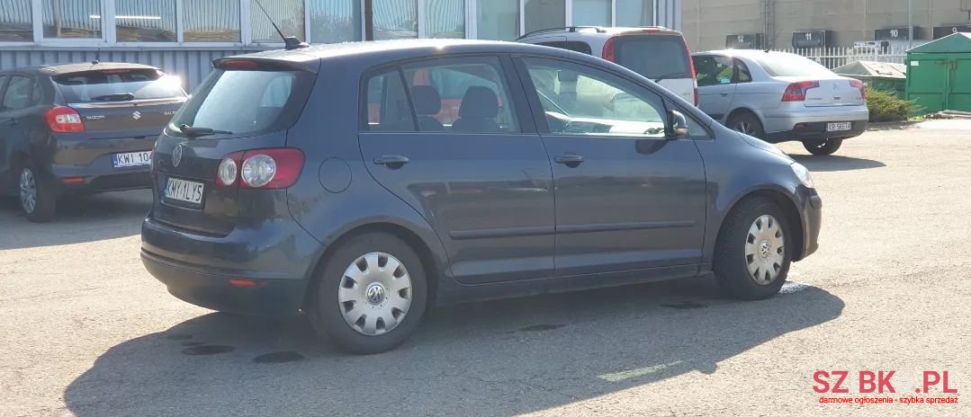 2007' Volkswagen Golf photo #4