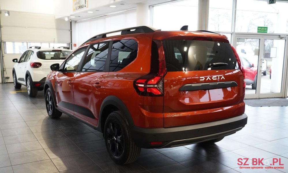 2023' Dacia Jogger photo #5