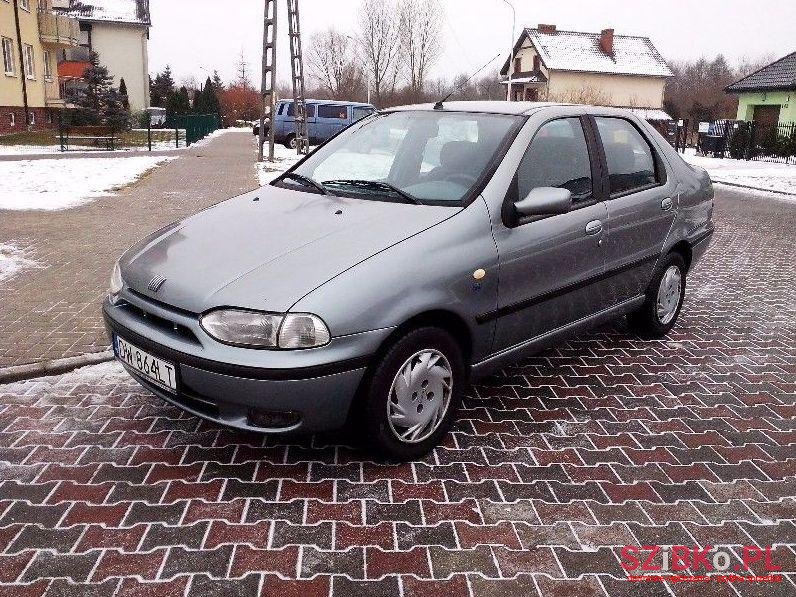 1999' Fiat Siena photo #1