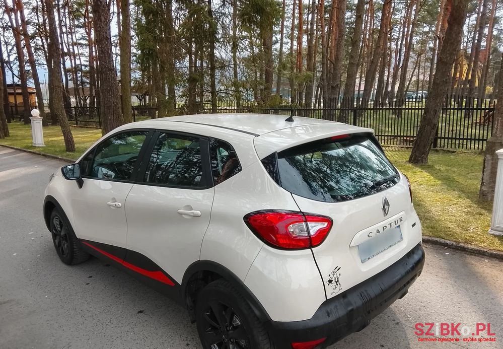 2016' Renault Captur photo #6