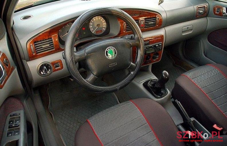 1998' Skoda Octavia photo #1
