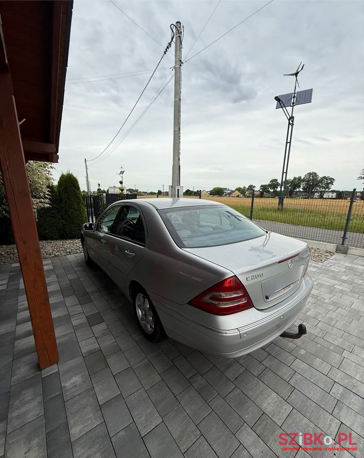 2002' Mercedes-Benz C-Class photo #5
