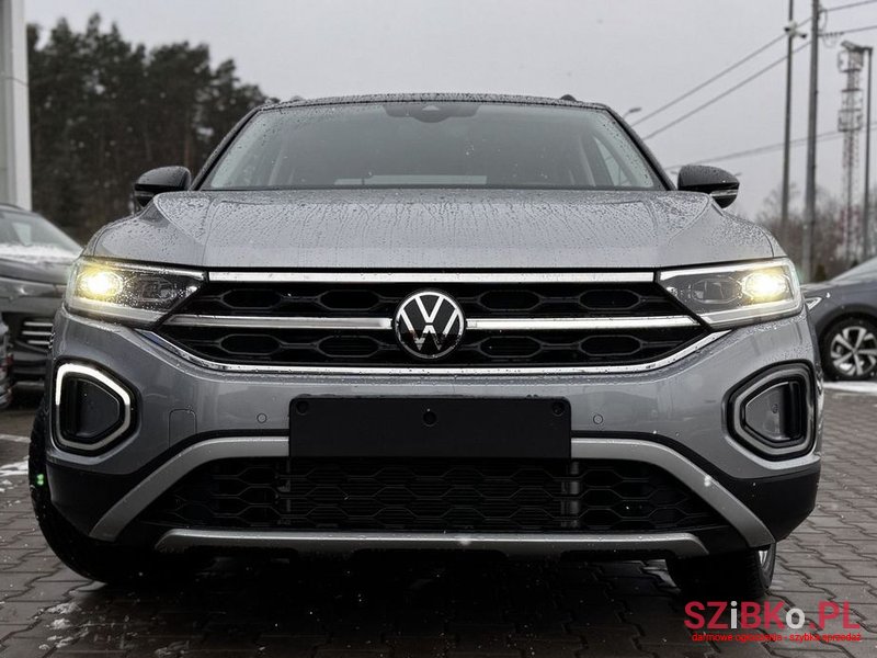 2024' Volkswagen T-Roc photo #1