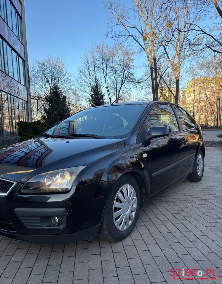 2005' Ford Focus 1.8 Trend photo #6