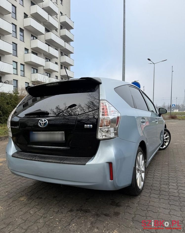 2012' Toyota Prius photo #6