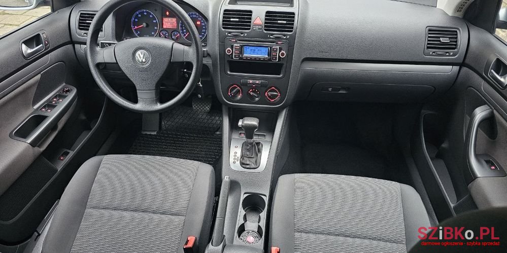 2008' Volkswagen Jetta photo #4