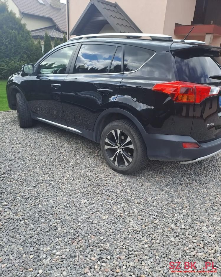 2015' Toyota RAV4 photo #2