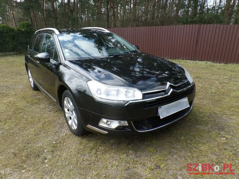 2011' Citroen C5 photo #3