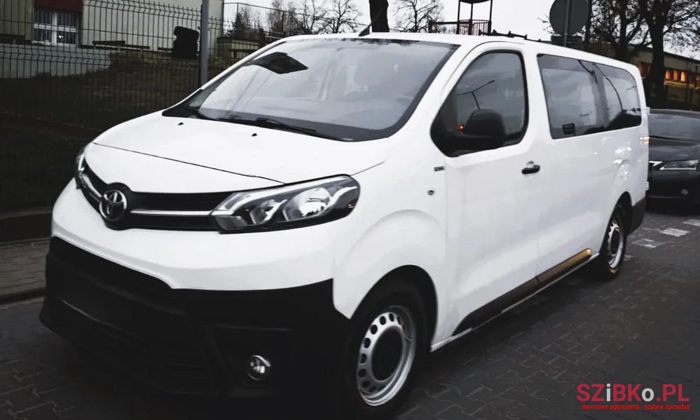 2021' Toyota ProAce Kombi photo #1