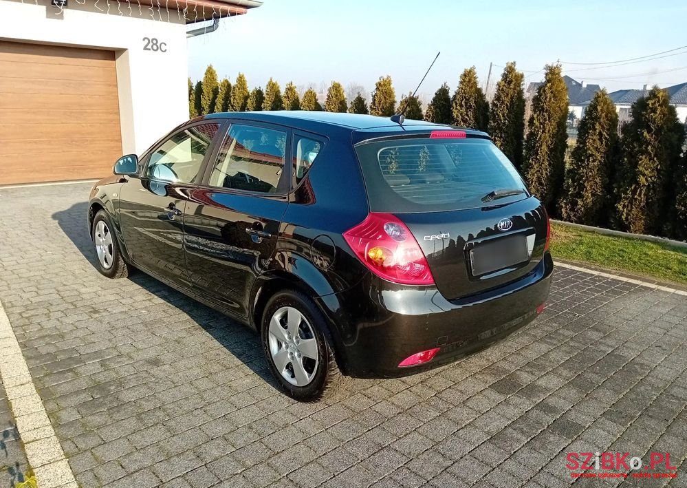 2007' Kia Ceed photo #3