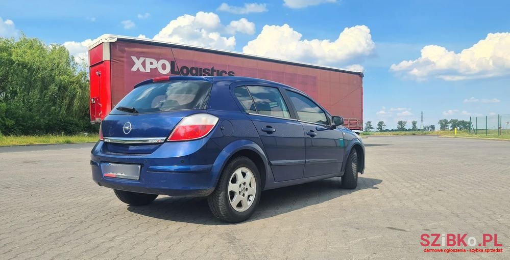 2004' Opel Astra Iii 1.7 Cdti Cosmo photo #3
